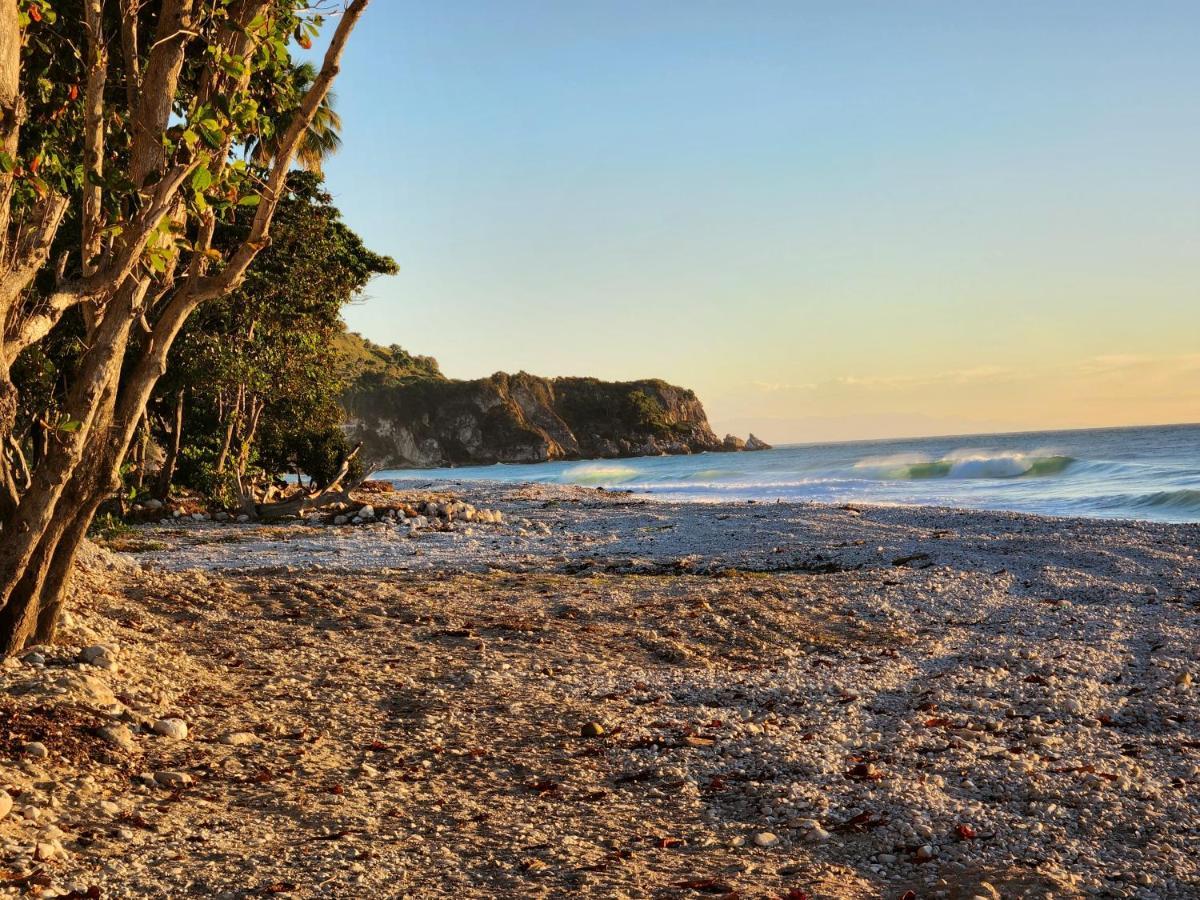 Beachfront Apartment, Quiet 4 Beds, 1 Bath, Ac, Wi-Fi, Hot Water, In Paraiso Near Los Patos Exterior photo